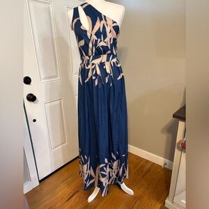 Elegant Navy and Beige Maxi Dress